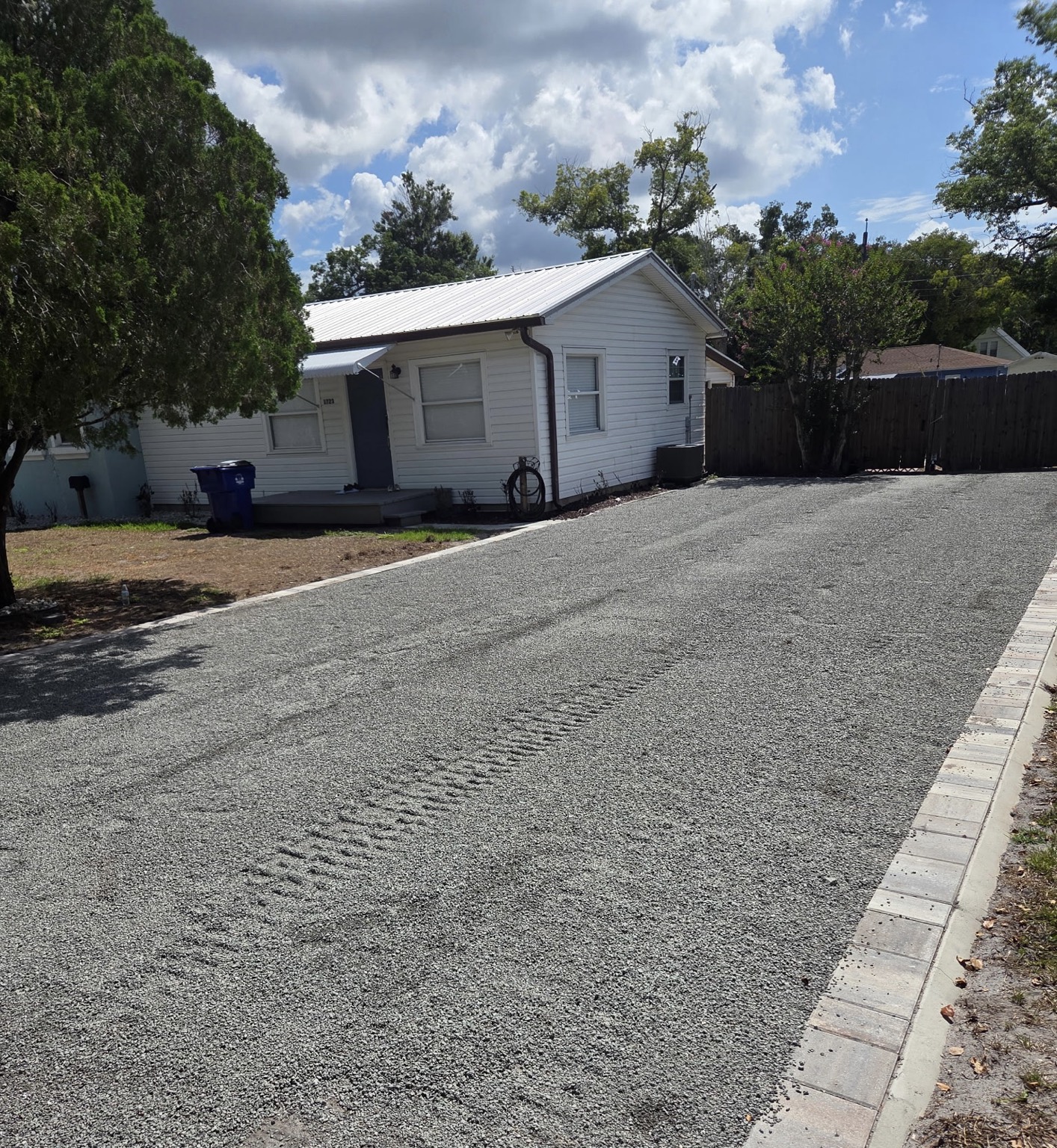 Completed gravel driveway installation by C & S Grading in Central Florida